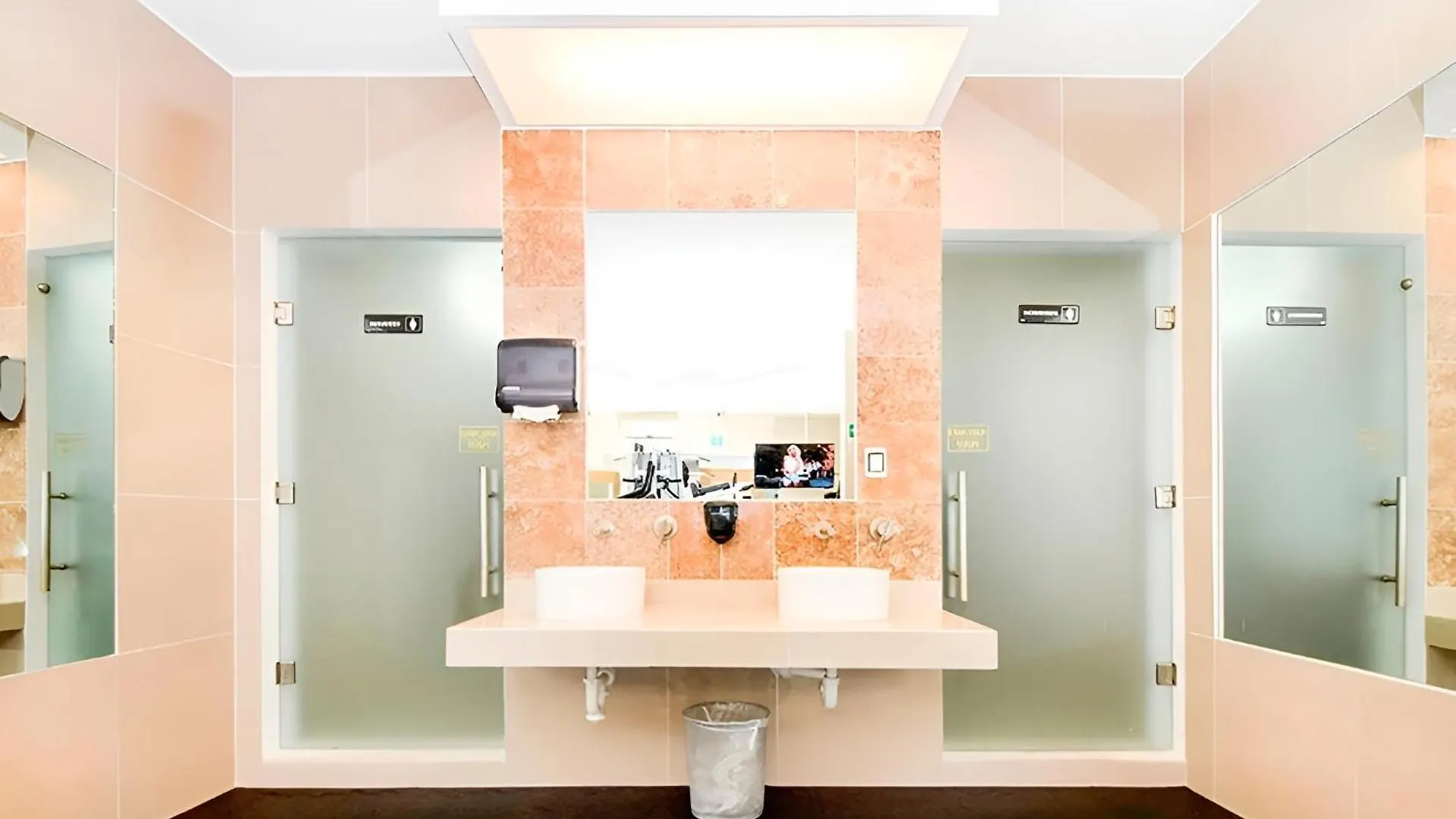 Apartment 205 C: Centrally Located Apto. With Ocean View Playa del Carmen
